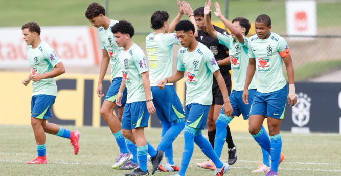 Seleção Brasileira Sub-16 faz jogo-treino contra o sub-20 do Meia Noite
