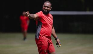 Sport anuncia Paulo Santana como novo técnico do sub-15
