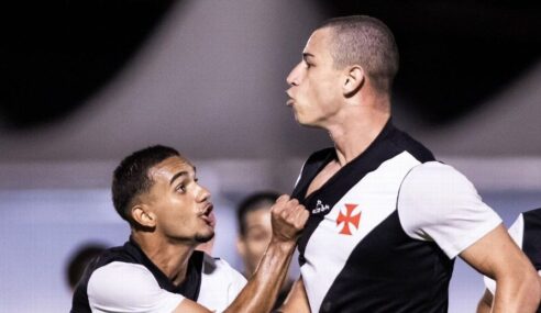 Vasco vira e avança na Copinha