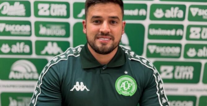 Chapecoense promove mudança na base e anuncia novo técnico do Sub-17