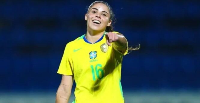 Clarinha celebra classificação do Sub-20 e mira título do Sul-Americano