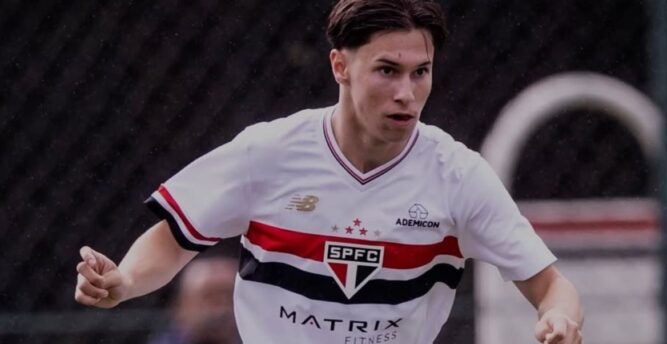 Com multa de 60 milhões, jogador da base assina contrato profissional com o São Paulo