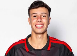 Destaque do I9 FC, Rhuan Batista acerta com o Flamengo