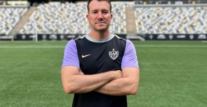 Leandro Formigoni assume Sub-20 feminino do Atlético Mineiro