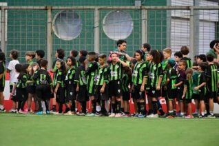 América/MG anuncia escola gratuita de futebol para crianças atípicas