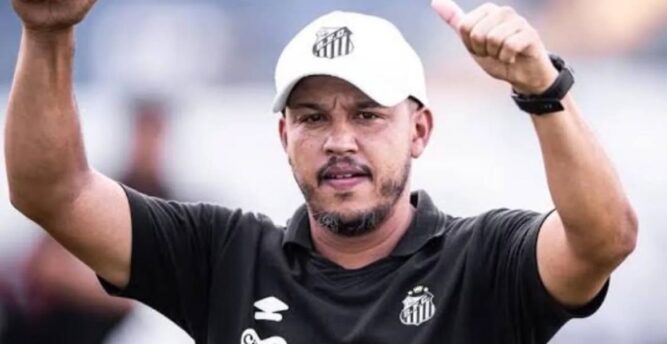 Após sucesso no sub-20, Vinicius Marques é promovido ao profissional do Santos/SP