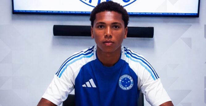 Arthur Ribeiro é o novo reforço do Cruzeiro/MG para o sub-20
