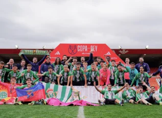 Betis conquista a Copa do Rei da Espanha Sub-19