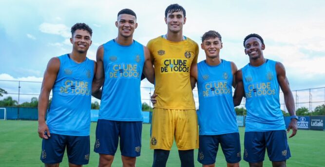 Grêmio/RS oficializa promoção de cinco joias da base ao elenco profissional