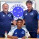 Guilherme de Jesus assina primeiro contrato de formação com o Cruzeiro/MG