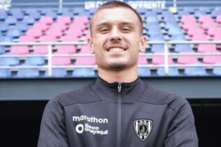 Lucas Pérez deixa o Coritiba por empréstimo ao Independiente Juniors