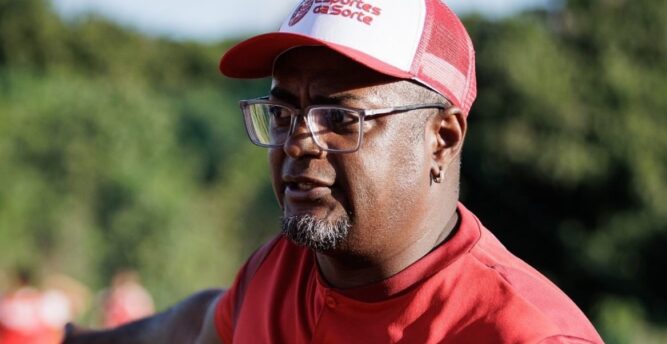 Paulo Sérgio assume comando do Sub-13 do Náutico/PE