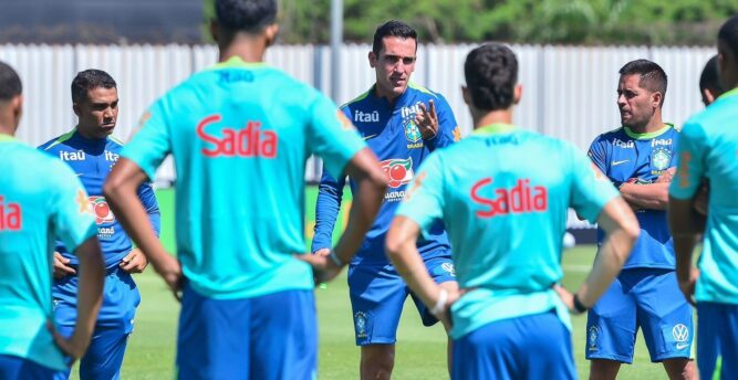 Paulo Victor mira resgate da identidade campeã nas Seleções Sub-20 e Sub-23