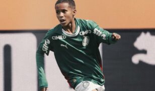 Promessa da base do Palmeiras chama atenção na Espanha