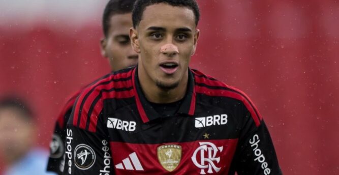 Promessa do Flamengo entra no radar do Barcelona e do Real Madrid