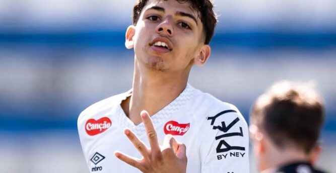 Promessa do Santos ganha destaque em jornal europeu