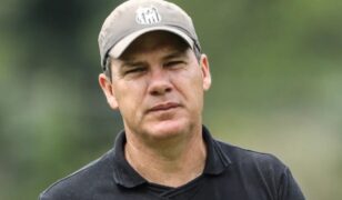 Santos/SP promove Elder Campos ao comando do sub-20