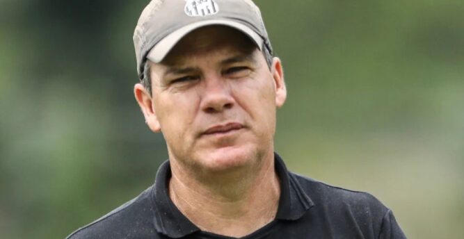 Santos/SP promove Elder Campos ao comando do sub-20