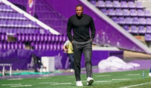 São Paulo encaminha acerto com Júlio Baptista para comandar o sub-20