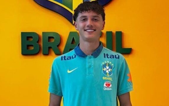 Zagueiro com passagens pela Seleção Sub-17 é o novo reforço do Cruzeiro