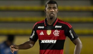 Zagueiro da base, Daniel Thuram renova com o Flamengo até 2028