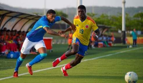 Brasil encara a Colômbia na semifinal do Sul-Americano Sub-17