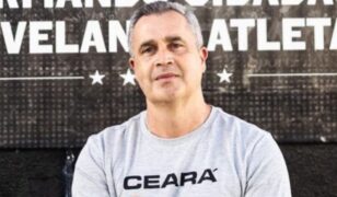 Ceará promove Rogério Ferreira ao comando do Sub-20