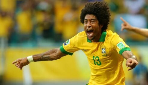 Dante será técnico do sub-23 do Bayern após aposentadoria na Europa