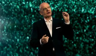 Fifa pode tornar obrigatório jogador da base no time titular