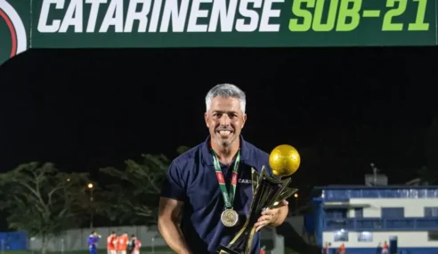 Hugo Scofield conquista o Catarinense Sub-21 e se prepara para os próximos desafios no Caravaggio