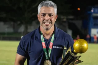 Hugo Scofield conquista o Catarinense Sub-21 e se prepara para os próximos desafios no Caravaggio