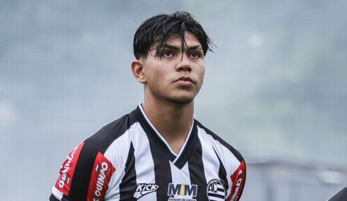 Napoli encaminha contratação de joia do Athletic por até R$ 26 milhões