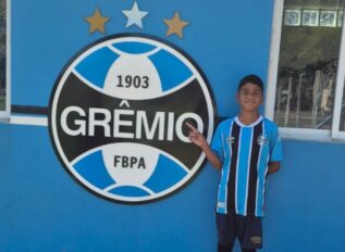 Promessa de 12 anos, João Miguel acerta com o Grêmio/RS