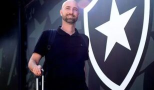 Rodrigo Bellão retorna ao sub-20 do Botafogo e fará ponte com o profissional