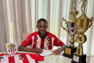 Santa Cruz/AC assina primeiro contrato profissional com meia de 16 anos