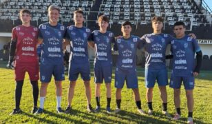 Santa Cruz/RS promove atletas da base e reforça integração com o profissional