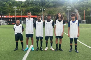 Aprovados na primeira etapa do Circuito Brazuca de Peneiras iniciam treinamentos no Galícia