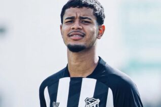 Atacante Ryan Vitor vive fase de afirmação no sub-17 do Ceará