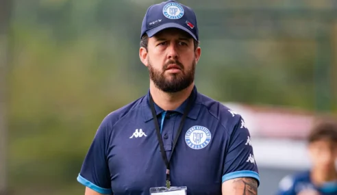 Destaque no Campeonato Paulista, Lucas Elias leva psicologia, metodologia e ambição ao Atlético Paulista/SP