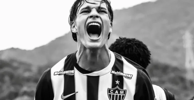 Finalista da Copa do Brasil Sub-17 e jogador de seleção, lateral Enzo Estêvão é aposta do Galo