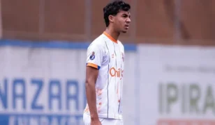 Zagueiro canhoto com faro de gol é destaque no sub-17 do Coimbra FC Porto