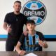 Luca Rochemback assina primeiro contrato de formação com o Grêmio/RS