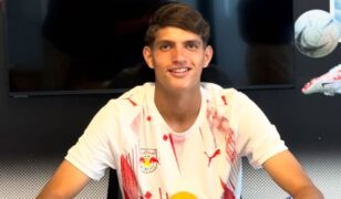 Samuel Costa assina primeiro contrato profissional com o Bragantino/SP