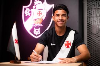 Vasco/RJ amplia vínculo com destaque da base