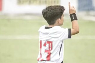 Vasco/RJ oferece apoio a atleta e transforma o futebol em refúgio após perda familiar