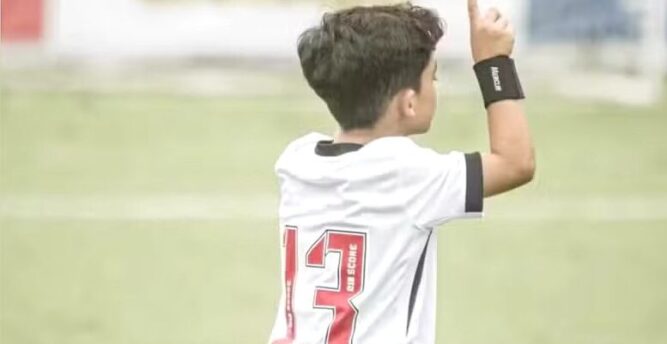 Vasco/RJ oferece apoio a atleta e transforma o futebol em refúgio após perda familiar