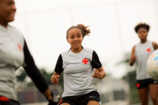 Vasco/RJ reforça integração entre sub-20 e profissional feminino