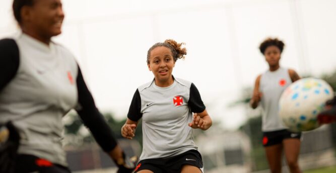 Vasco/RJ reforça integração entre sub-20 e profissional feminino