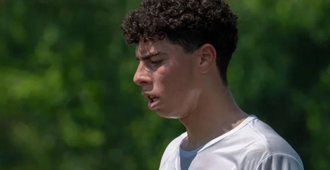 Atacante luso-brasileiro é destaque na base em Portugal; conheça Thiago Dantas