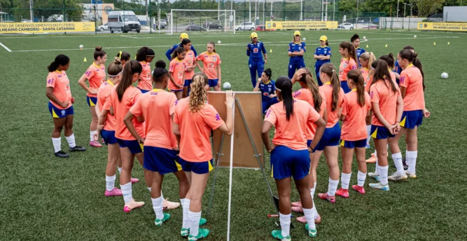 Beatriz Vaz e Silva convoca Seleção Brasileira Feminina Sub-15 para cilco de treinamentos